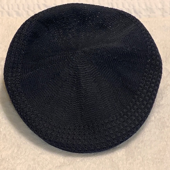 Men’s Cap - Picture 2 of 3